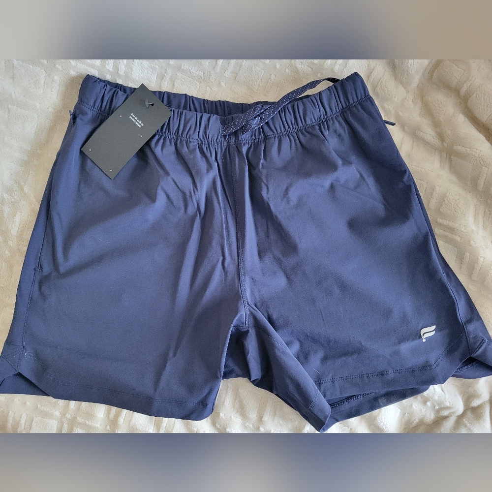 Men's Fabletics The Ones 5 inch shorts. Size Small.